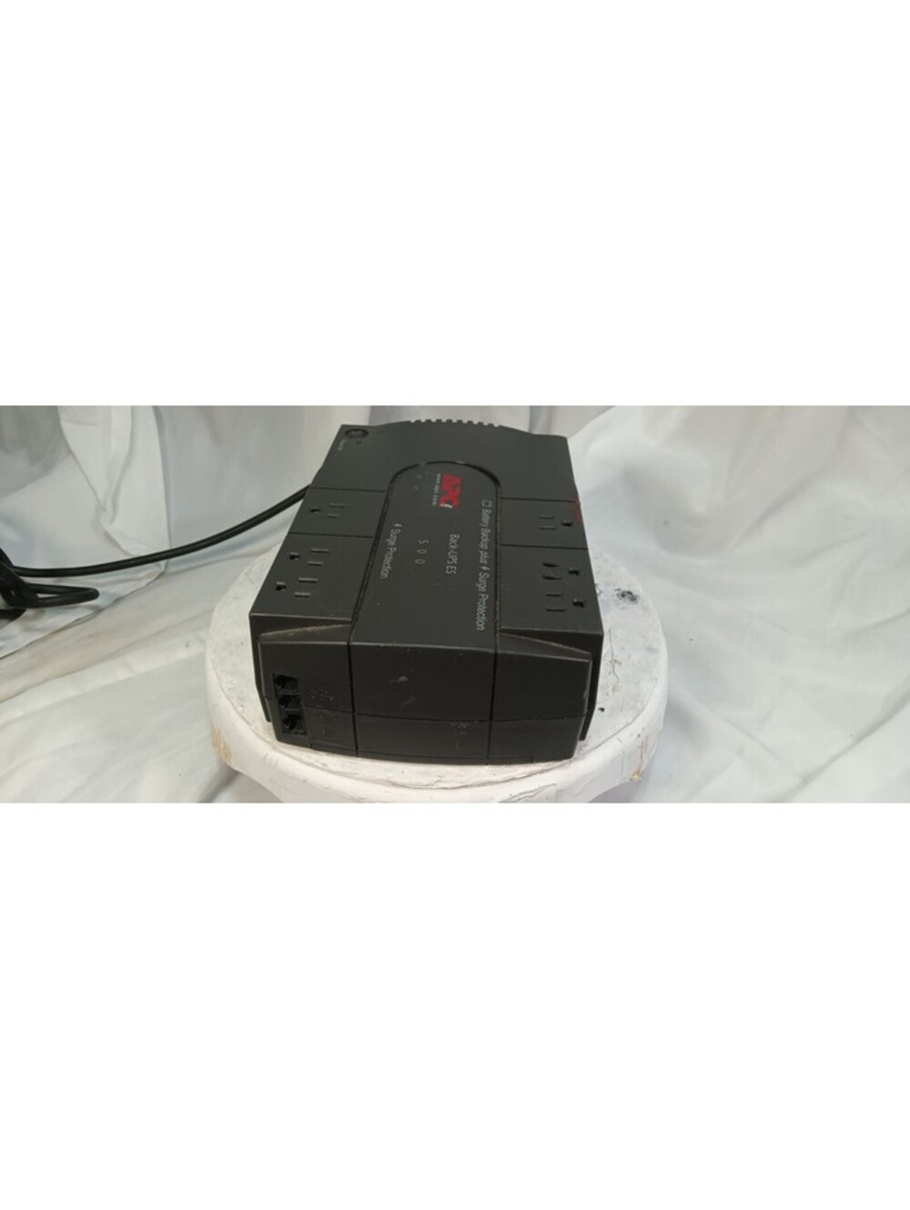 APC Back-UPS ES 500VA BE500U 6-Outlet Battery Backup - Picture 3 of 4